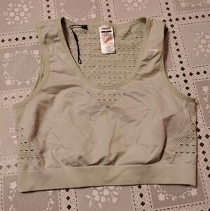 🆕 Gymshark Energy Seamless Crop Top, Light Sage, Size XL